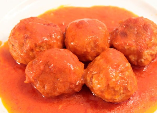 Albóndigas con tomate